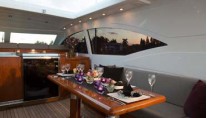 Yacht DEFIANCE -  Upper Salon Seating